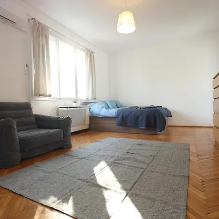 Golden Pear Apartman Budapest Exterior photo